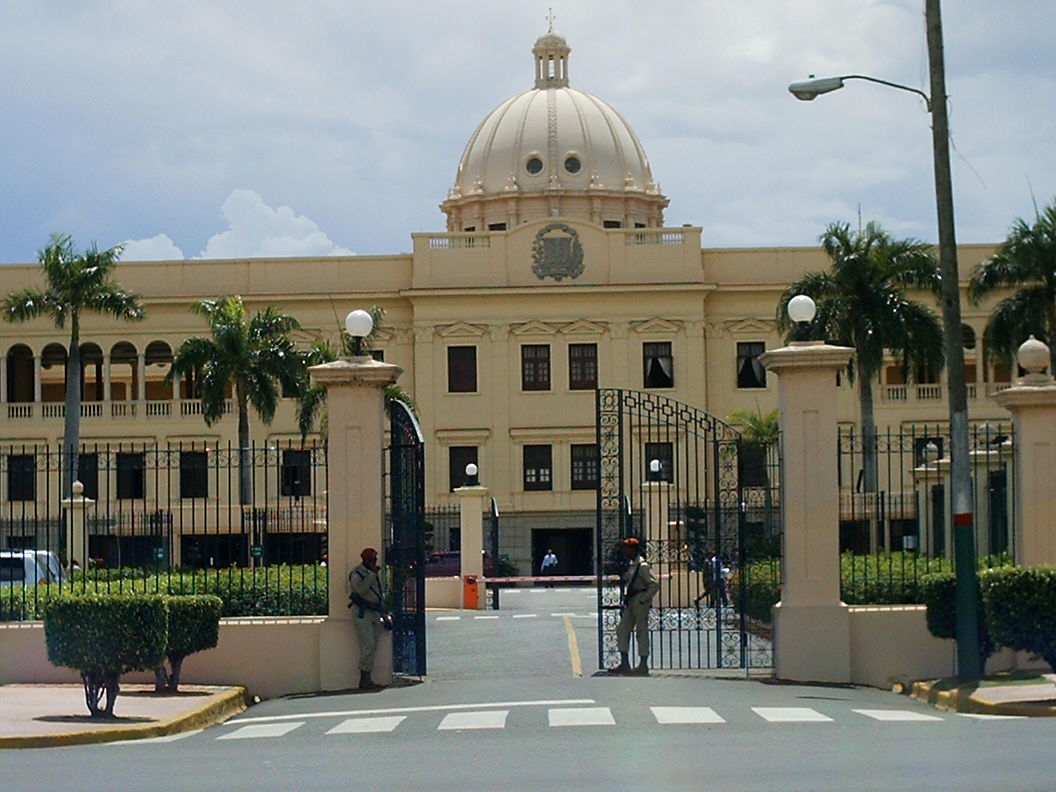 Fachada del Palacio Nacional de la República Dominicana